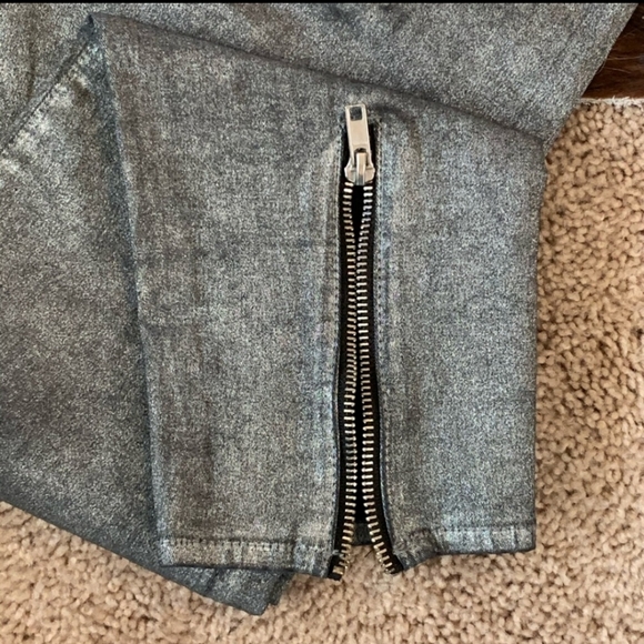 H&M silver jeans. Size 8 - Picture 6 of 8